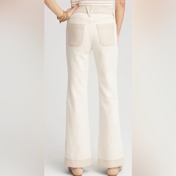 Tan Chicos denim. Size 0.5 (6). Like new. Tan and sand color. - Picture 5 of 8